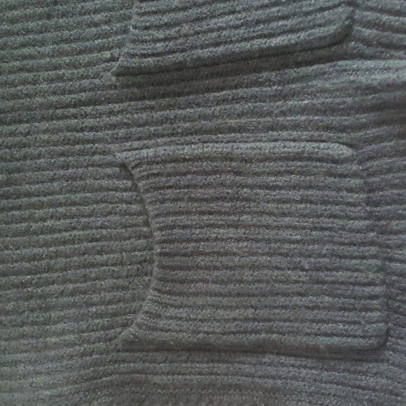 Wilfred Free 100% Wool Pullover Vest - Picture 4 of 8
